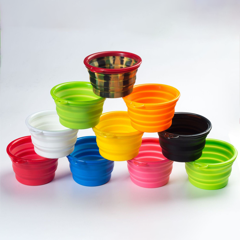 Mikey's Portable Silicone Dog Bowl